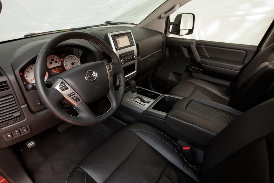  Nissan Titan Pickup 2013 года  (фото 41 из 43)